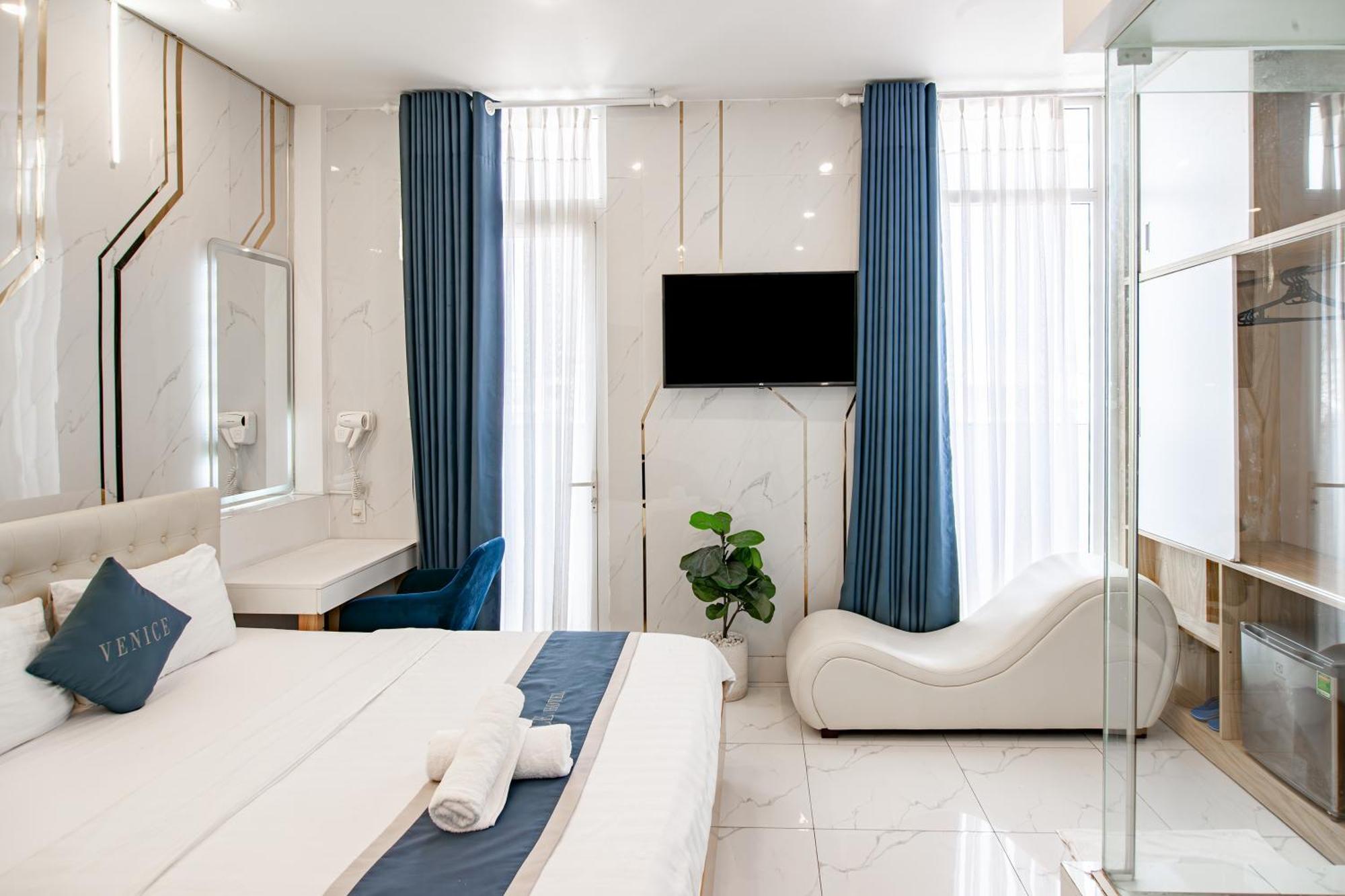 Venice 1 Hotel Ho Chi Minh City Exterior photo
